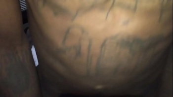 Дело засаживает свой стояк по самое не хочу