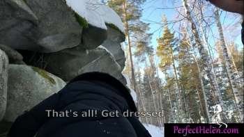 Русский пацан отодрал в лесу девку с рабочими узкими дырочками