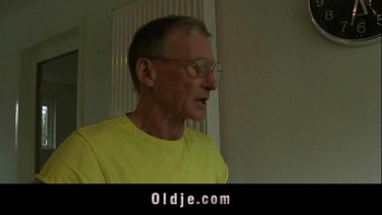 Куколки очень жестко ебались с парнем