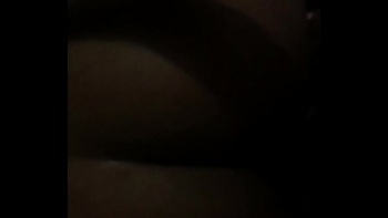 Попа на телефон