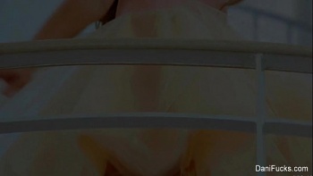 Веру Брежневу ебут в очко