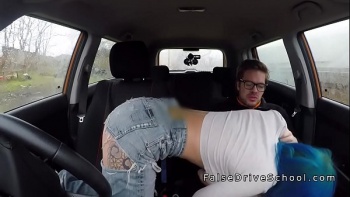 Ебутся в классе