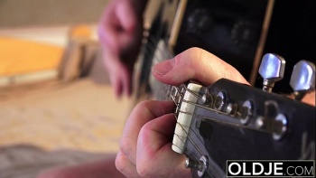 Подружка обеспечила минет с проглотом